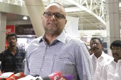'Attempt to Silence Most Vocal Critic': Karti Slams Centre for Chidambaram's Arrest, Denies Meeting Peter & Indrani