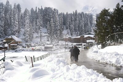 Mercury Dips in Most Parts of Northern India; Rain, Snowfall Likely in Parts of J&K Tomorrow