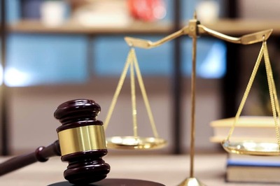 Plea to Bring Madrassas, Vedic Pathshalas Under RTE Act: Delhi HC Issues Notices to NHRC, CBSE