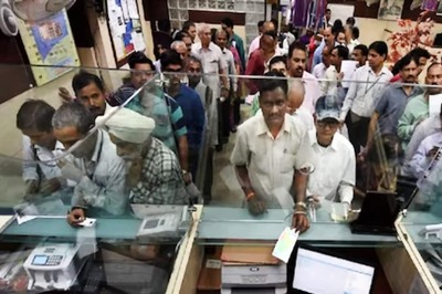 Bank Employees To Work 5 Days A Week With Longer Duty Hours; IBA Considering Proposal: Reports