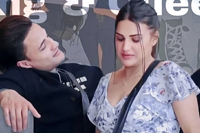 Bigg Boss 13: Himanshi Khurana Faints During Captaincy Task, Asim Riaz Comes to Her Rescue