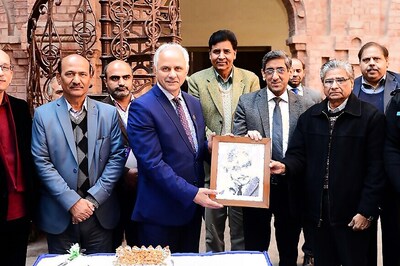 Pakistan Varsity Sets up Research Chair to Honour Indian-American Nobel Winner Har Gobind Khorana