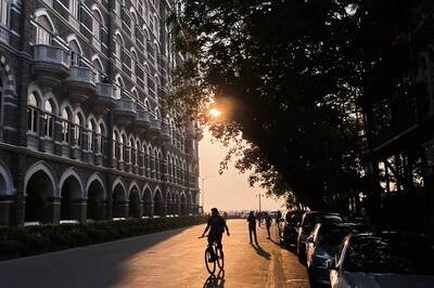 Planning to Catch a Movie or Go Out for Dinner in Maharashtra? Know All About Latest Covid-19 Curbs