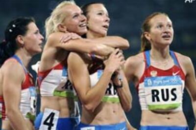 Russian eves win 4x100 relay, Jamaicans mishandle pass