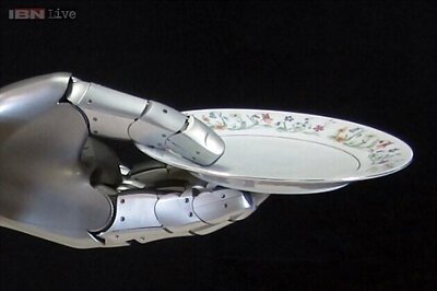 This robot can do your dishes