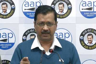 EC 'Condemns' Arvind Kejriwal for Promising Mohalla Clinics at City Court