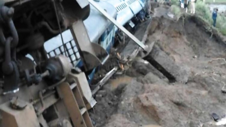MP train derailment: Village youth saved many lives