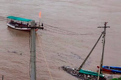 Heavy Rains, Be Alert; 3-day Holiday for Academic Institutions: Telangana CM KCR