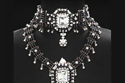 Turn on the bling: A necklace with 305 diamonds