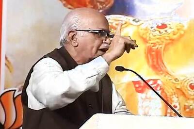 Antony should have apologised for making an 'inaccurate' statement: Advani