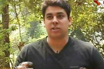 Bollybuzz: Big B to walk the ramp at Couture Week