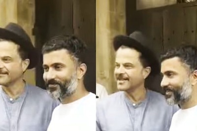 Grandpa Anil Kapoor, Anand Ahuja Distribute Sweets as Sonam Kapoor Arrives Home With New-Born Son