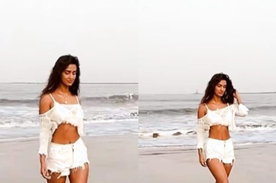 Disha Patani Rocks a White Bikini and Sets Friday Mood Right With Her Beach Video, Watch