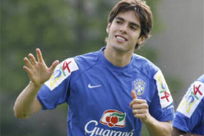 Brazil recall Ronaldinho, Kaka for Algeria friendly