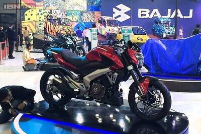 Auto Expo 2014: Bajaj unveils the Pulsar SS400, CS400