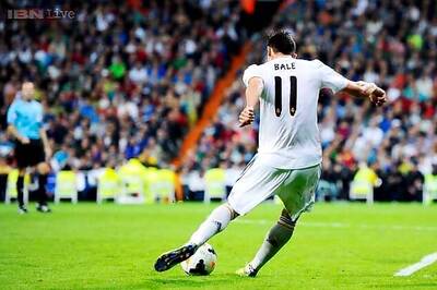 Real Madrid take on bottom club Betis, Barca face Levante