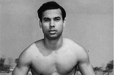 'Hot yoga' founder Bikram Choudhury accused of sexual harassment
