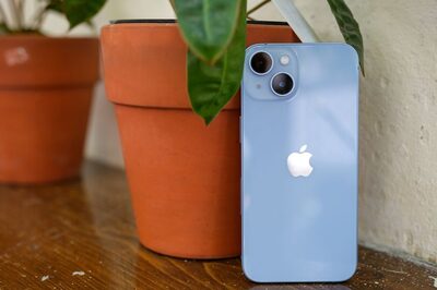 Missed iPhone 14 Deal During Diwali? Here's Another Chance To Buy It Under Rs 60,000