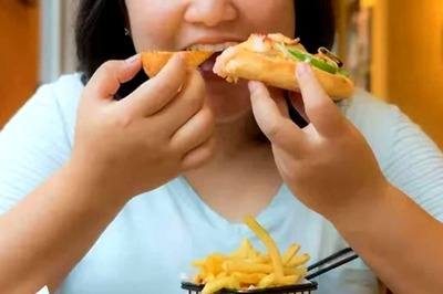 Stress Eating Junk Foods Can Increase Anxiety: Study