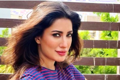 Pakistani Actress Mehwish Hayat's Independence Day Post Goes Viral After Netizens Comment on Her Bra
