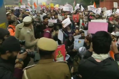 Pushed Back from Red Fort, People Carry Forward Anti-Citizenship Act Protest at Delhi's Sunehri Masjid