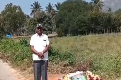 Sans Burial Space, Dalit Family Performs Kin's Last Rites on Tumkur Roadside