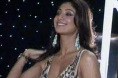 Being 'big brother' BJP woos Shilpa