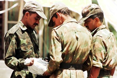 CAIT Presents over 10,000 Rakhis for Indian Soldiers to Defence Minister