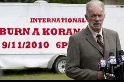 Christian pastor rethinks plan to burn Quran