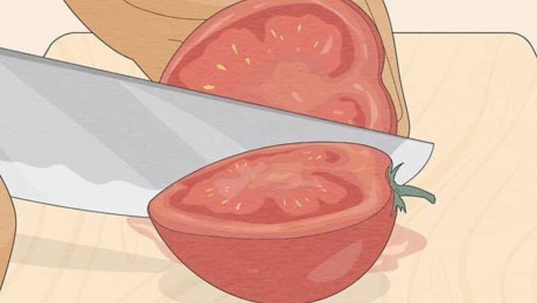 How to Treat Oily Skin with Tomatoes