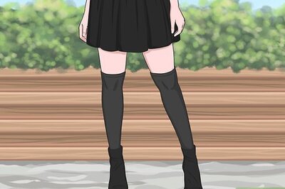 How to Wear Knee High Socks