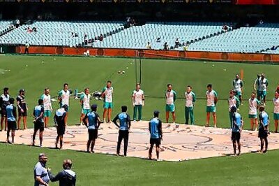 Australia Wins Toss, Opts To Bat In Series Opener Vs India