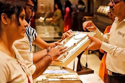India Gold Discounts Hit Five-month High As Price Dip Fails To Stir Demand