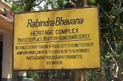 CBI closes probe in Nobel medallion theft, Mamata dismayed