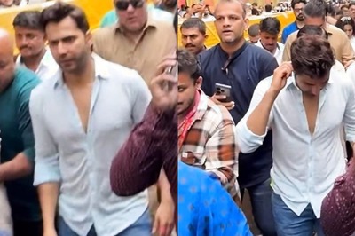 Varun Dhawan Walks Barefoot To Seek Blessings From Lord Ganesha, Video Goes Viral; Watch
