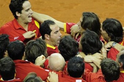 Spain beat Czechs in doubles to win Davis Cup