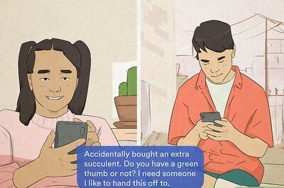 How to Drop Hints to a Guy You Like & Get Him to Ask You Out