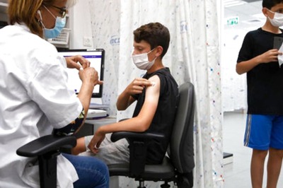 US Sees Record Surge in Children's Hospitalizations as Covid-19 Numbers Soar