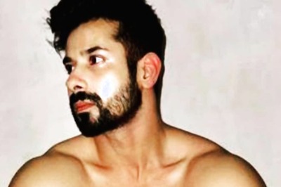 Kunal Verma Poses Nude in Latest Picture; Fan Says ‘Ranveer Singh Ne Ladke Bigaad Diye’