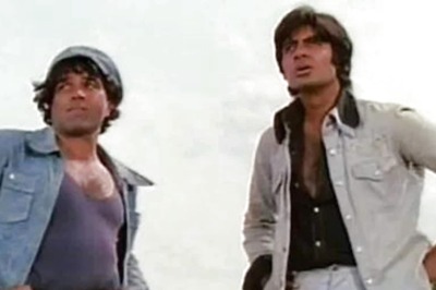 When Amitabh Bachchan Revealed That Dharmendra Shot Real Bullet On Sets Of Sholay