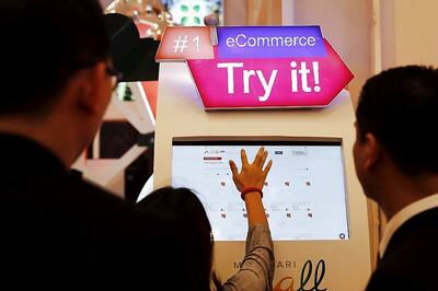 Flipkart, Amazon, Other E-Commerce Players Focus on AI For Better Services