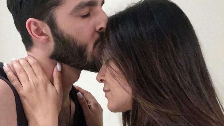 Rohman Shawl’s Comment on Sushmita Sen’s BTS Video from Aarya is Relationship Goals