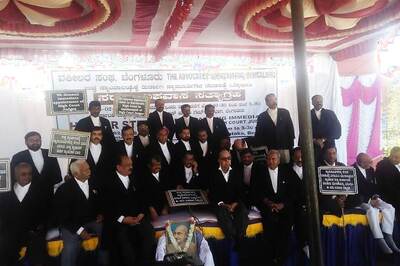 Karnataka High Court Advocates Go On a 8-Day Relay Hunger Strike