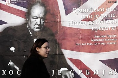 Churchill's dentures auctioned for 15,200 pounds