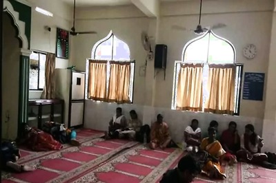 Kerala Mosque Wins Hearts by Hosting Parents While 1,200 Students Write NEET