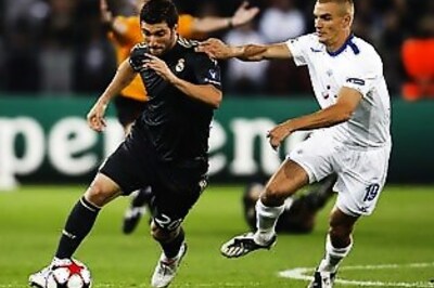 Maradona names Higuain, Aimar in WC qualifiers team