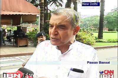 Railway bribery: Bansal meets Congress top brass