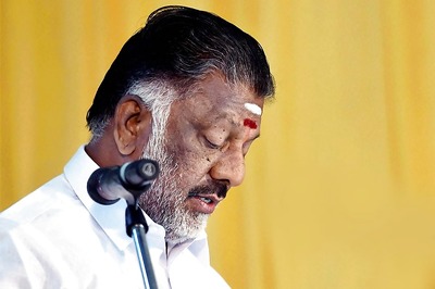 Panneerselvam Faction Meets TN Speaker Day Before Trust Vote