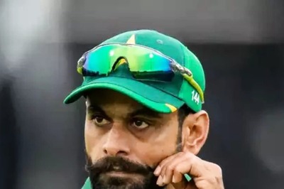 Pakistan Cricket Team's 'Professor' Aka Mohammad Hafeez Back to University