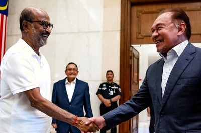 Rajinikanth Cracks Up as Malaysian Prime Minister Anwar Ibrahim Teases Him; Video Goes Viral